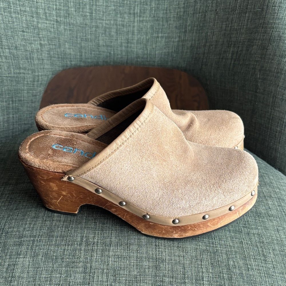 Candie's Y2K platform studded wooden heel Beige tan Suede Mules Heel Women 8 GUC - Picture 1 of 11